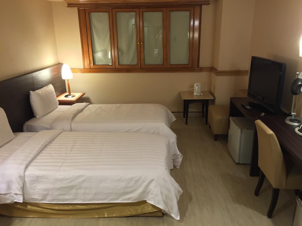 Goodness Hotel Kaohsiung Luaran gambar
