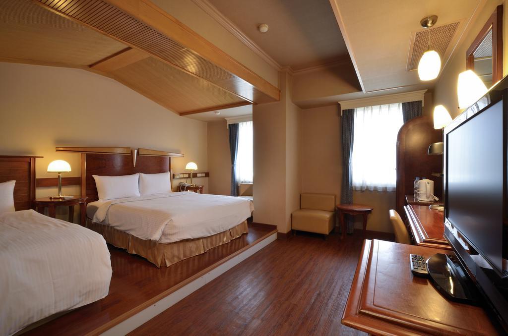 Goodness Hotel Kaohsiung Luaran gambar