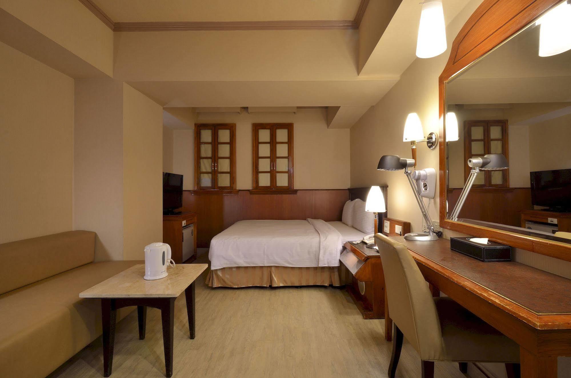 Goodness Hotel Kaohsiung Luaran gambar