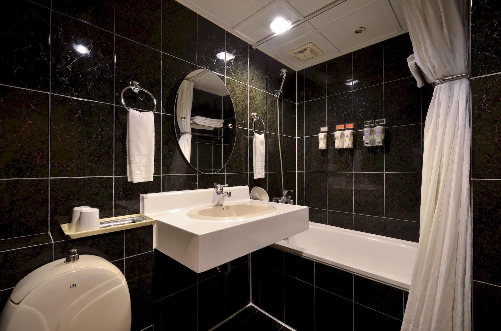 Goodness Hotel Kaohsiung Luaran gambar