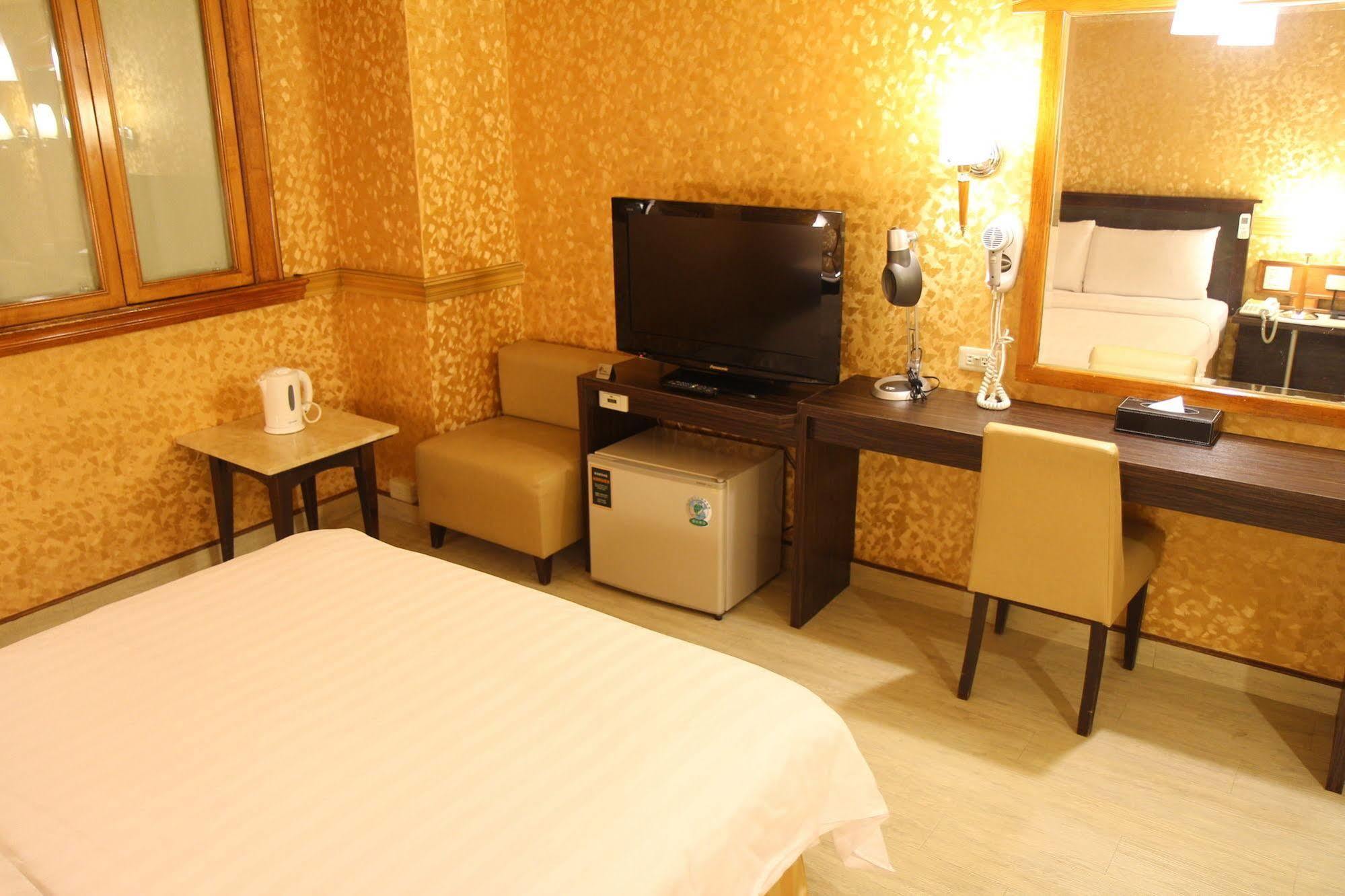 Goodness Hotel Kaohsiung Luaran gambar
