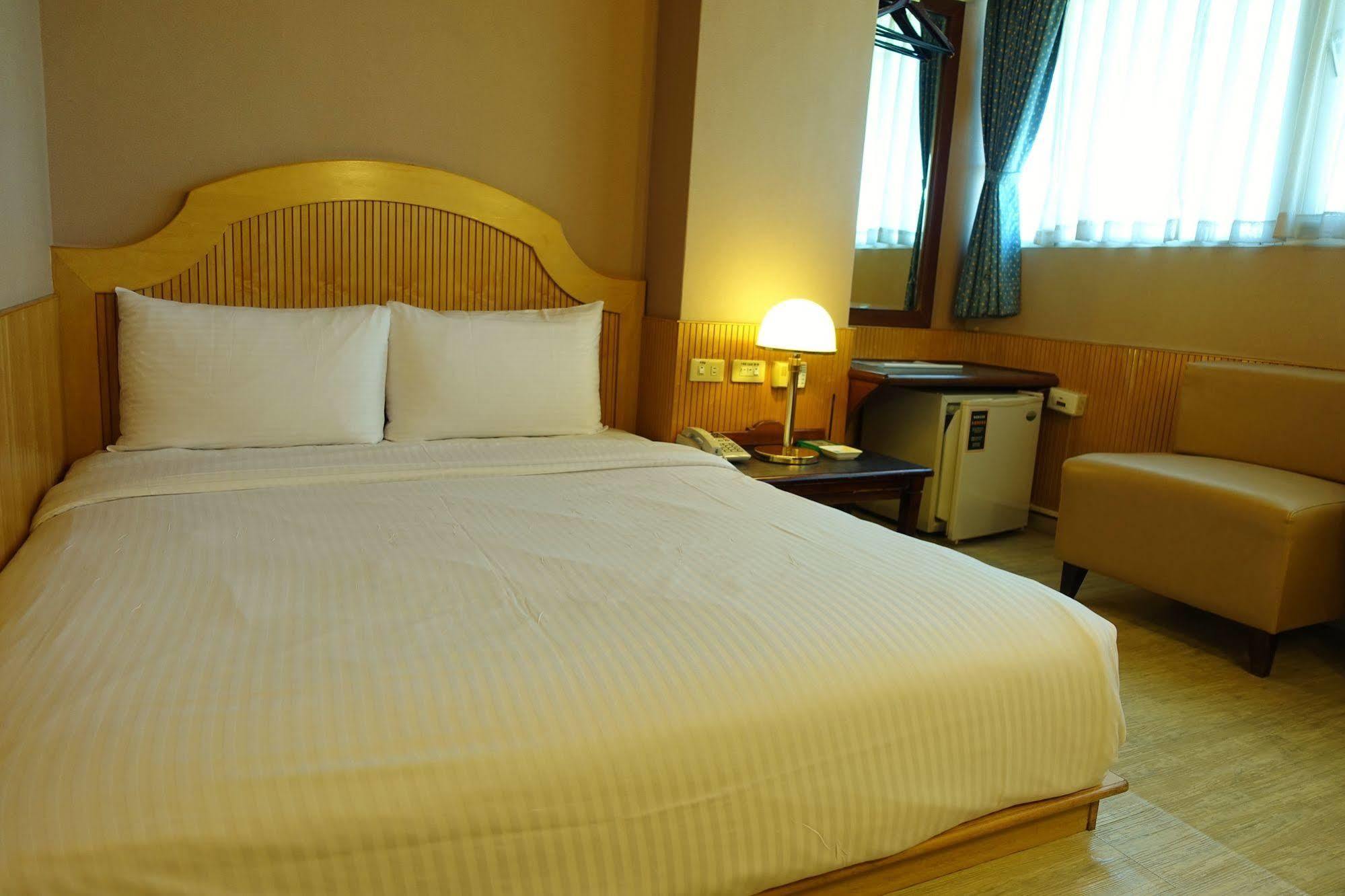 Goodness Hotel Kaohsiung Luaran gambar