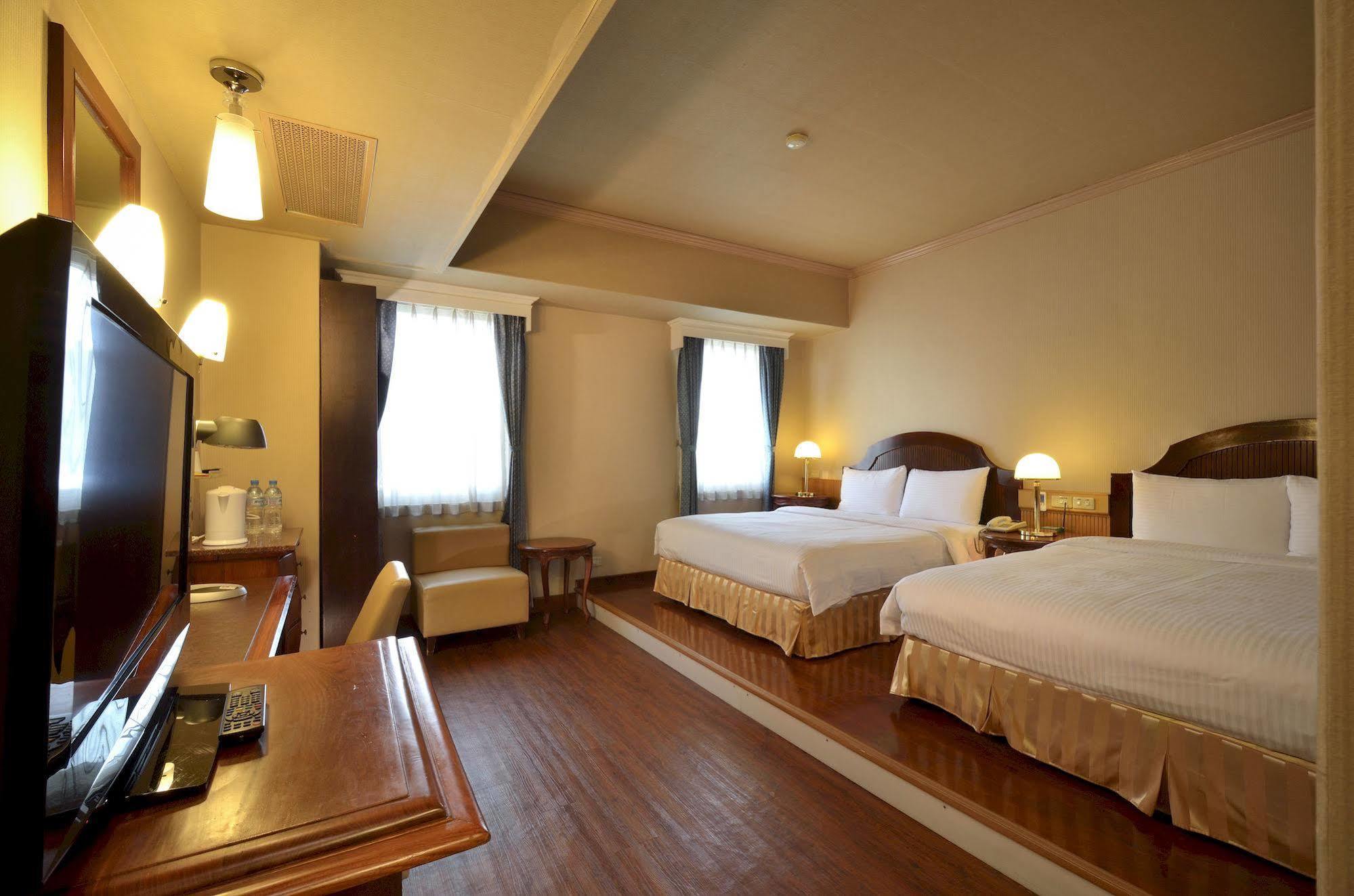 Goodness Hotel Kaohsiung Luaran gambar